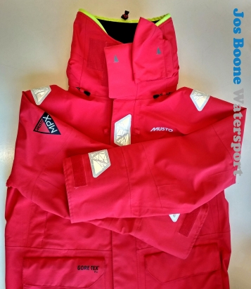 SM1513 Musto Mpx Offshore Jacket Red M OUTLET